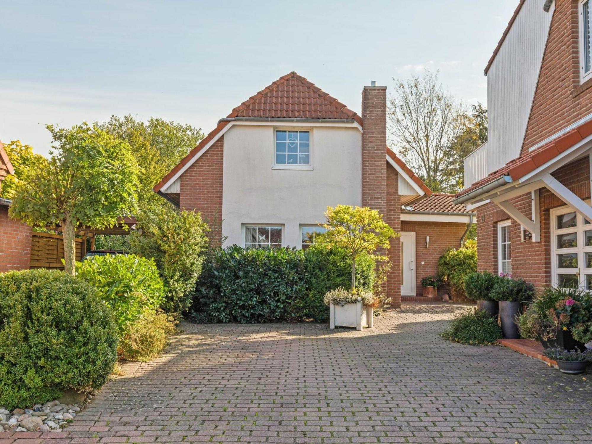 Enticing Holiday Home In Oldenburg With Garden Near Sea Dannau Buitenkant foto