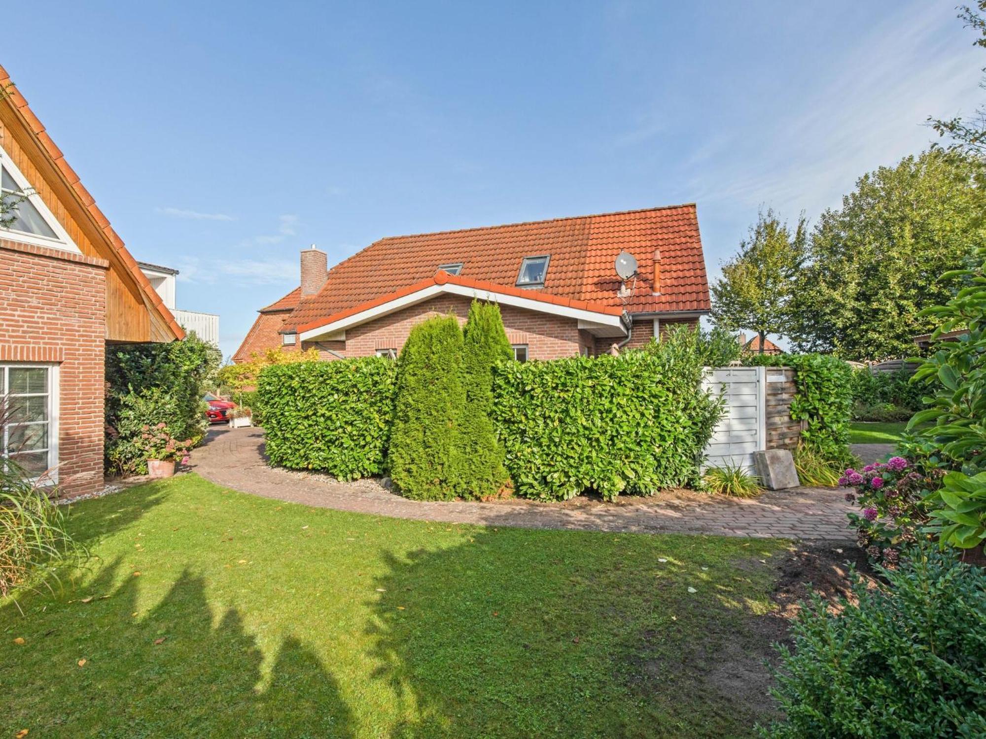 Enticing Holiday Home In Oldenburg With Garden Near Sea Dannau Buitenkant foto