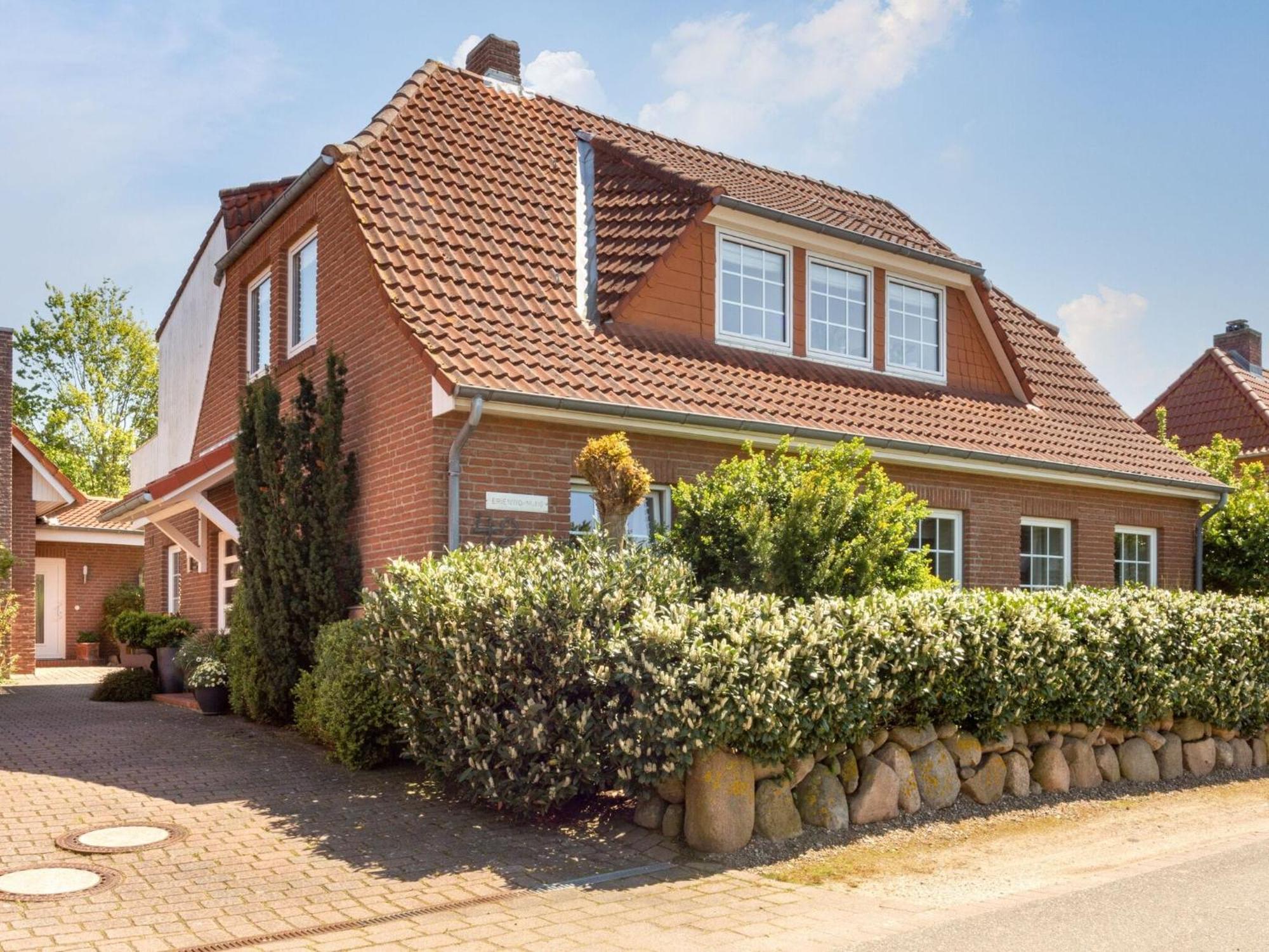 Enticing Holiday Home In Oldenburg With Garden Near Sea Dannau Buitenkant foto