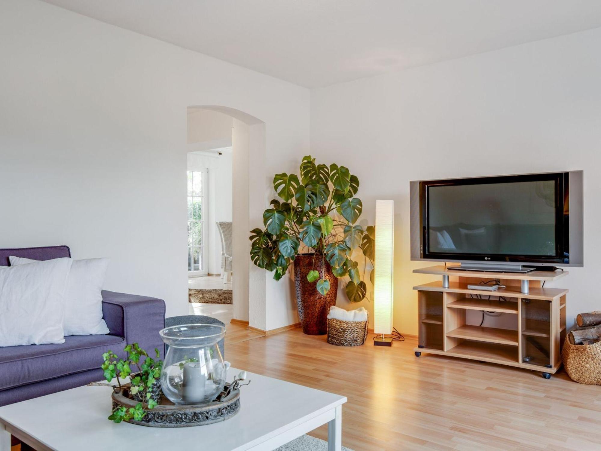 Enticing Holiday Home In Oldenburg With Garden Near Sea Dannau Buitenkant foto