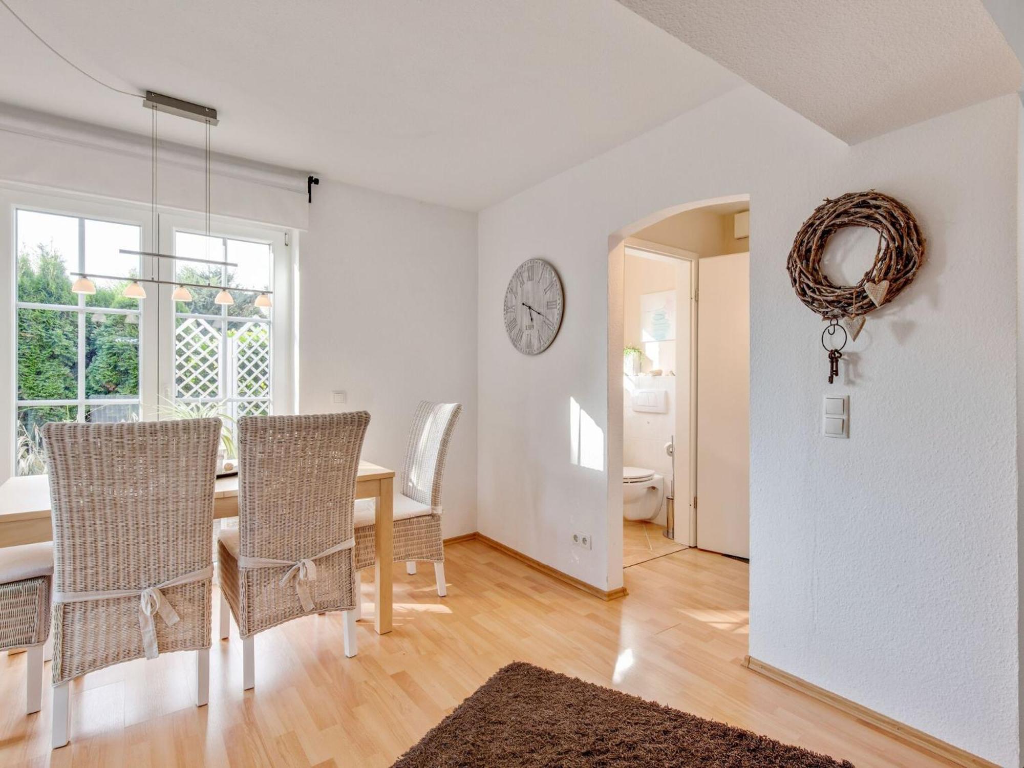 Enticing Holiday Home In Oldenburg With Garden Near Sea Dannau Buitenkant foto